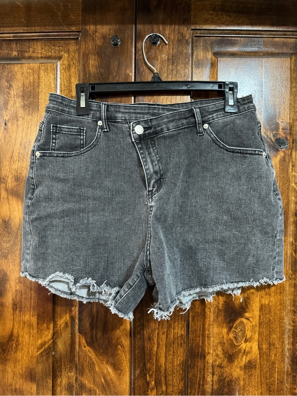 Genleck Black Denim Shorts